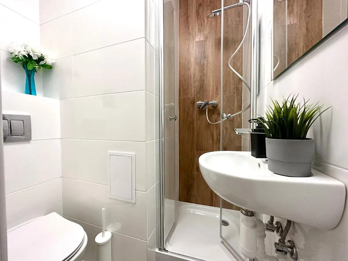Mmrent Flora Room Gdansk Homestay