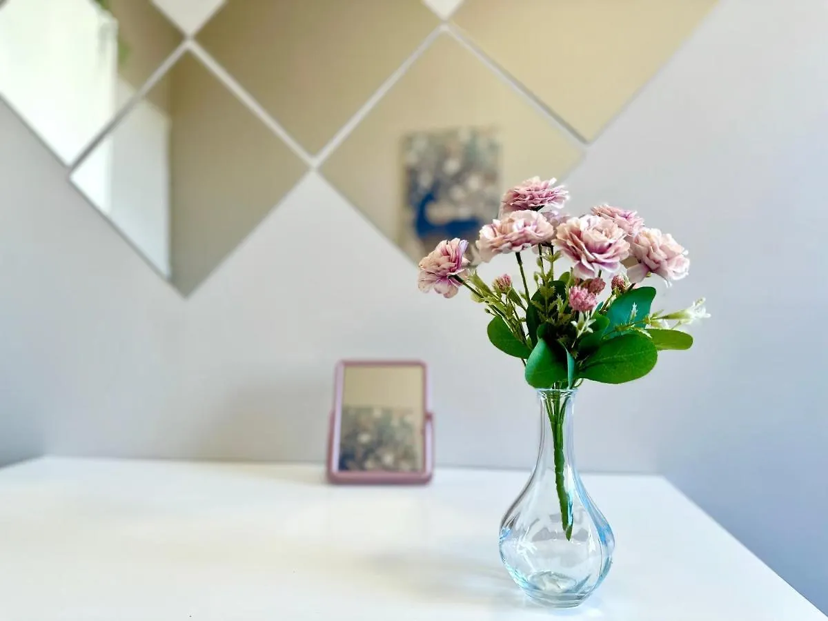 Mmrent Flora Room Gdansk Poland